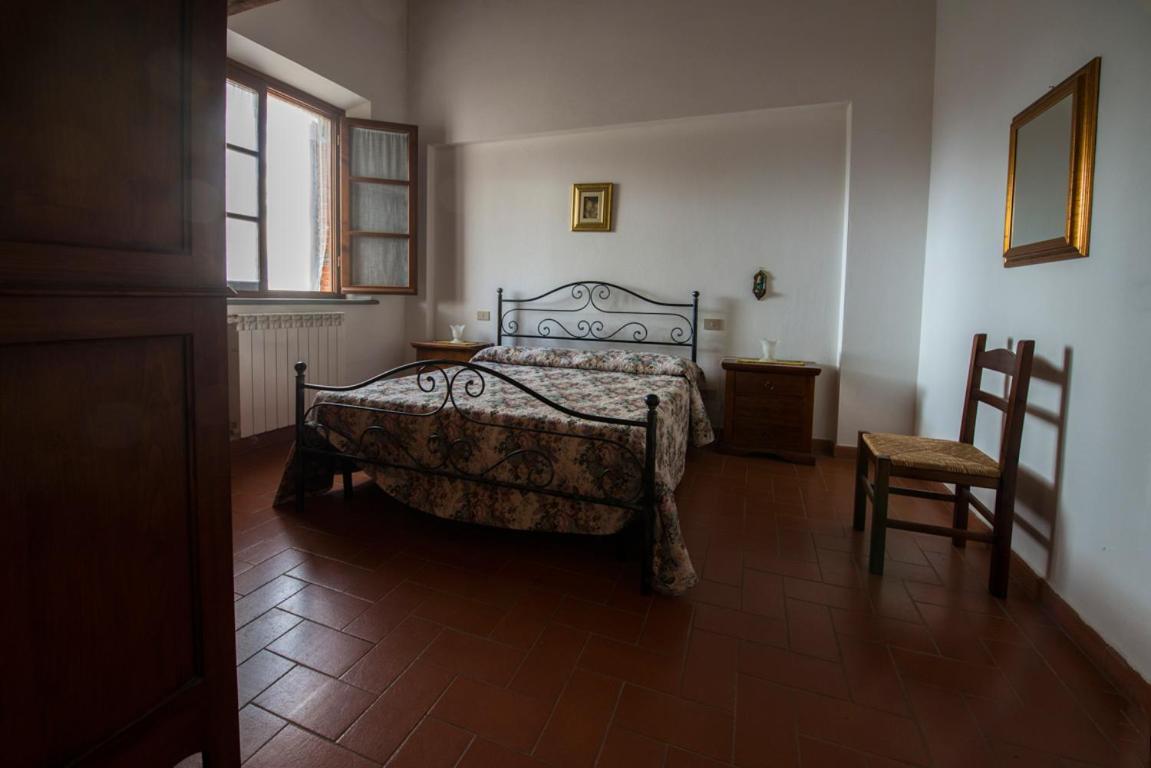 Agriturismo Poggio Al Tesoro Crespina Экстерьер фото
