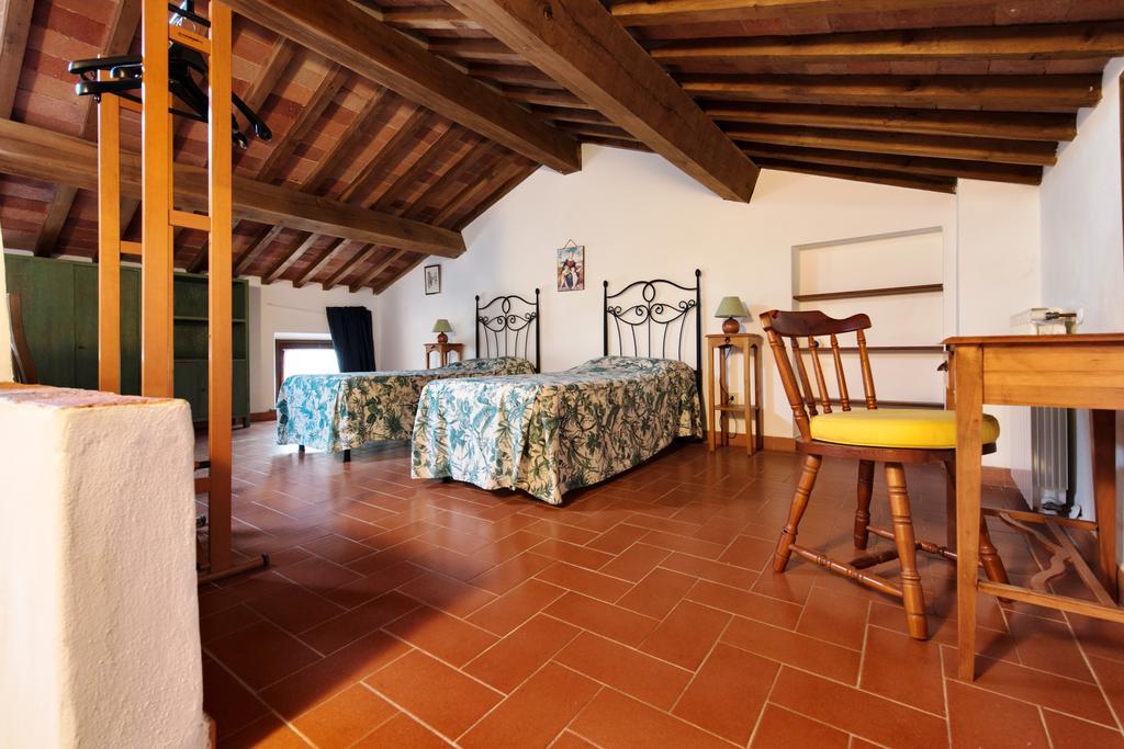 Agriturismo Poggio Al Tesoro Crespina Экстерьер фото